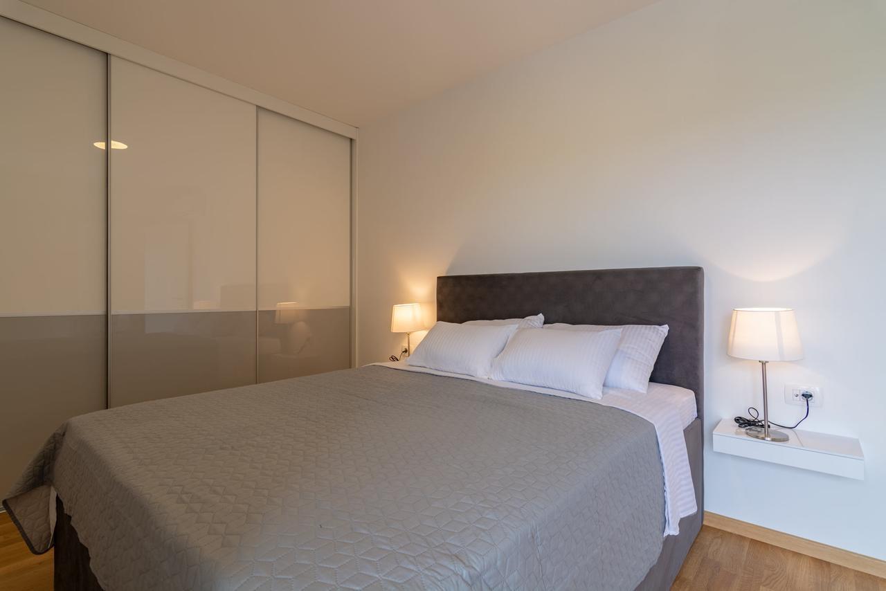 בודווה Luxury Seaside Apartments מראה חיצוני תמונה