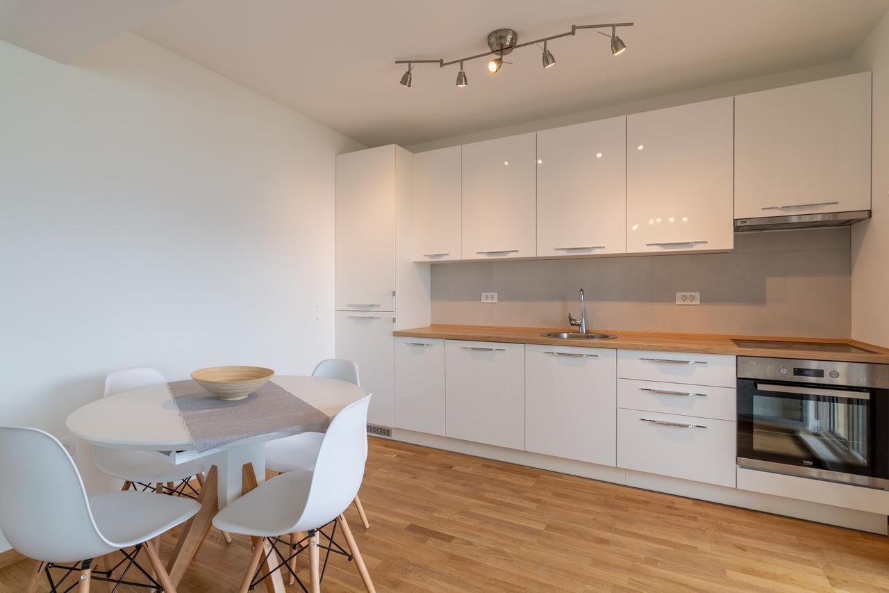 בודווה Luxury Seaside Apartments מראה חיצוני תמונה